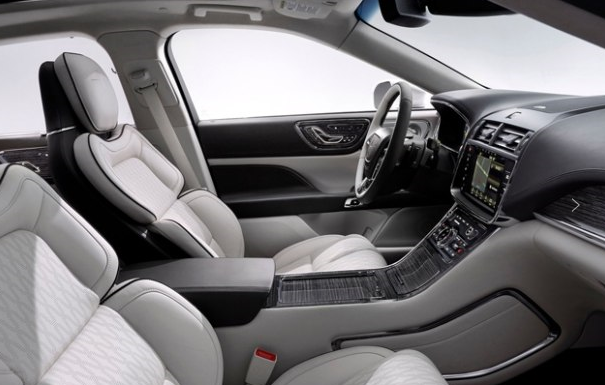 汽車內(nèi)飾--中新華美改性塑料